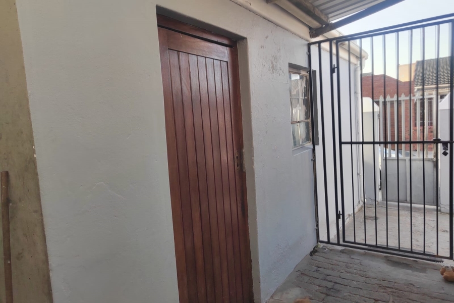 3 Bedroom Property for Sale in Rocklands Western Cape